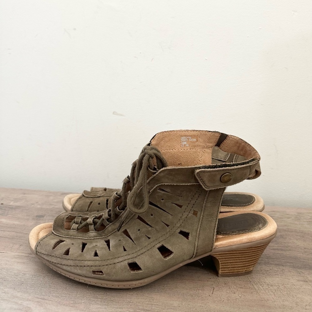 Earth Kristen Sandals Womens 10 Olive Nubuck Leather Slingback Lace Up Heels